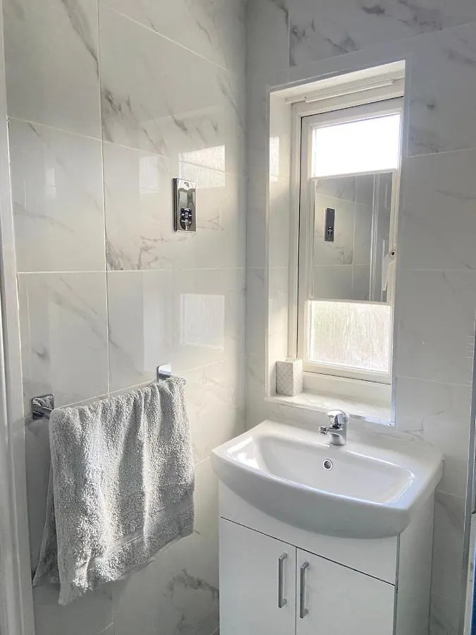 Holiday home Stunning 3 Bedroom Family House In London, Private Parking And Garden, With Great Transport Links To Central London, The Excel Centre, Canary Wharf, The O2! United Kingdom