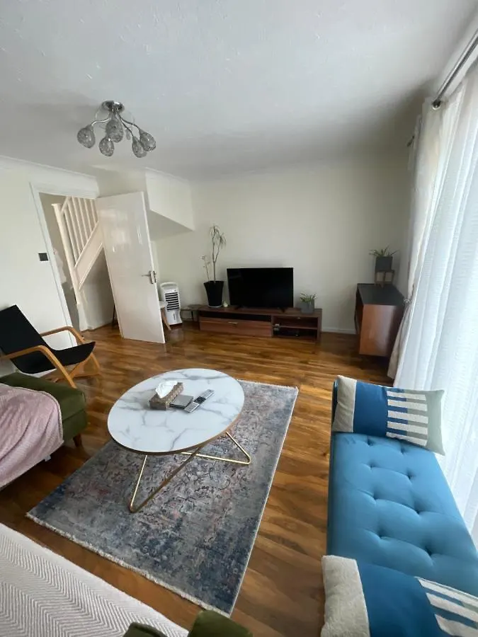 Holiday home Stunning 3 Bedroom Family House In London, Private Parking And Garden, With Great Transport Links To Central London, The Excel Centre, Canary Wharf, The O2! United Kingdom